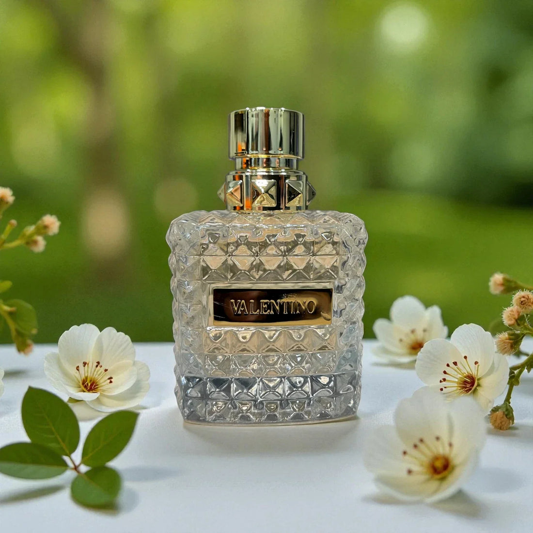 Valentino Donna Eau de Parfum 100 ml bottle